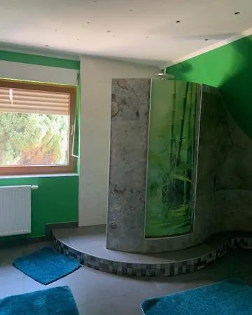 Exklusive Und Grosszuegige In Mosbach-diedesheim *